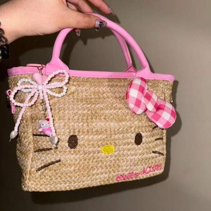 New 2026 Sanrio's HelloKitty H - Luxury Bags From Japan recension och pris
