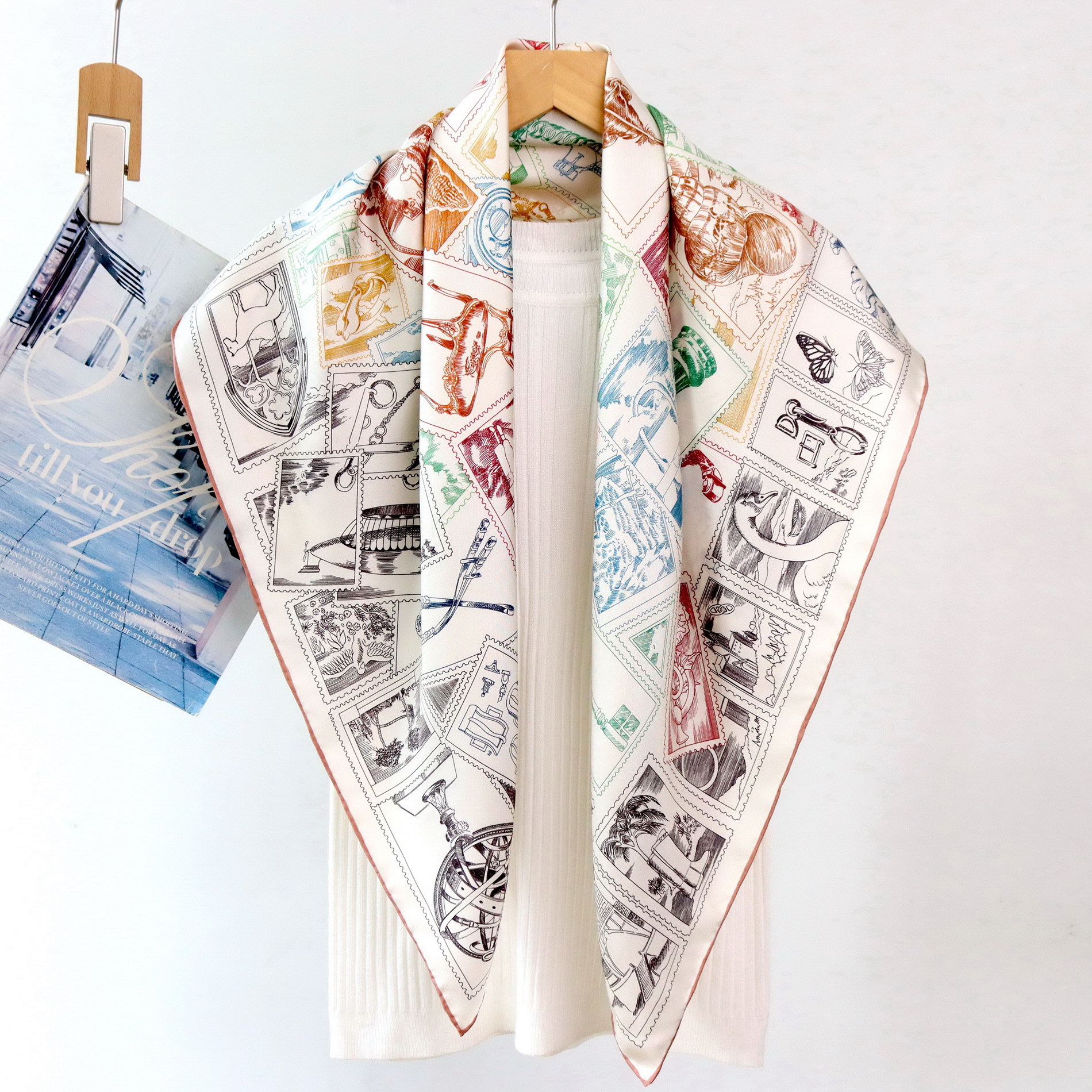Twill Silk Scarf Luxury Design - Luxury Bags Hong Kong recension och pris