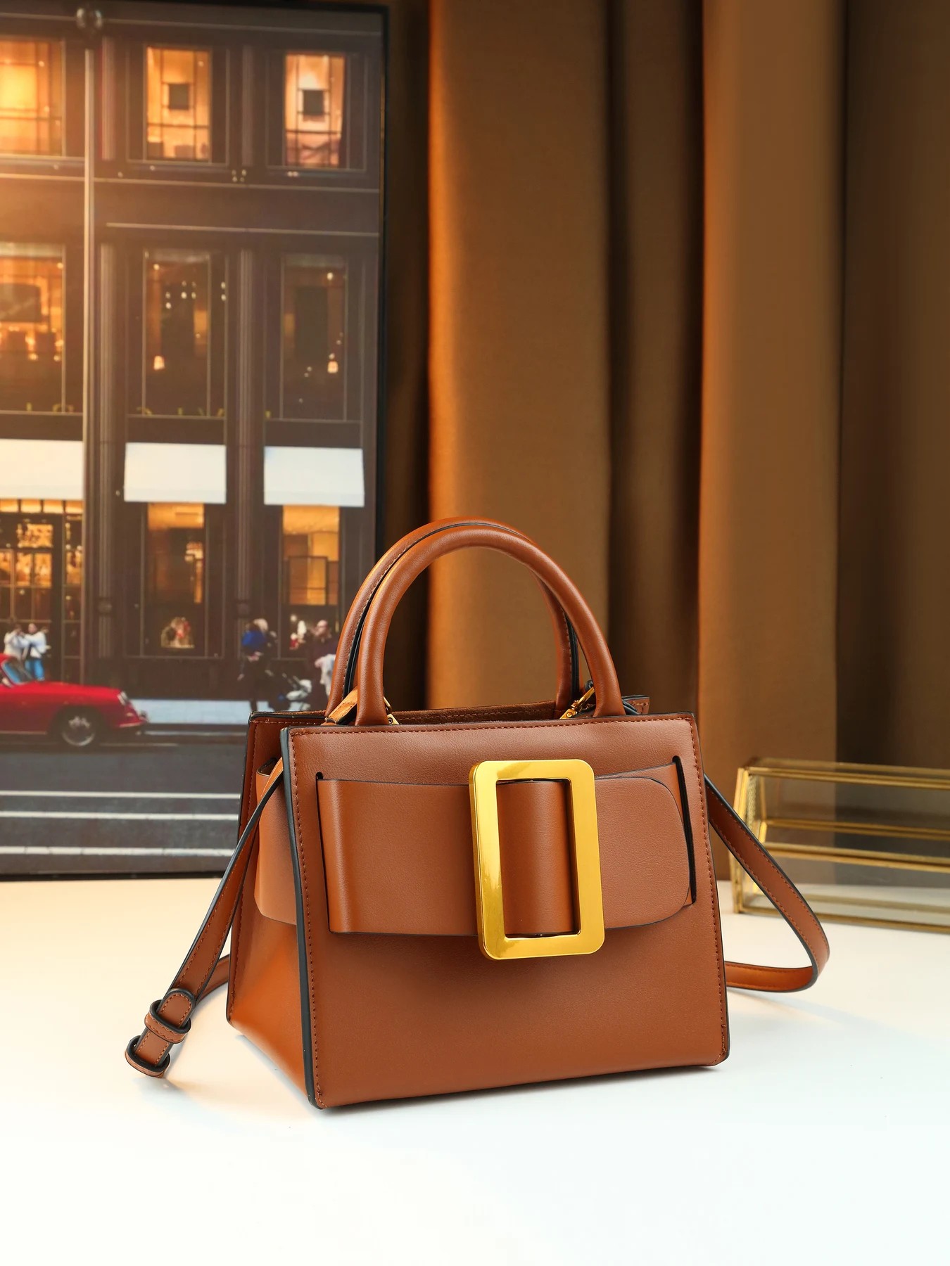 Retro Hong Kong style small sq - Luxury Bags Hong Kong recension och pris