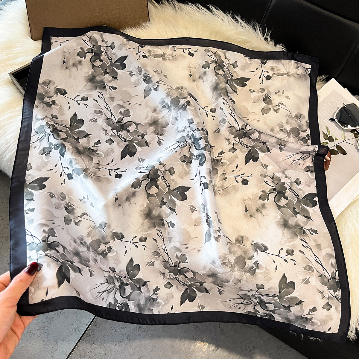 Luxury New Printed Scarves Wom - Luxury Bags China Wholesale recension och pris