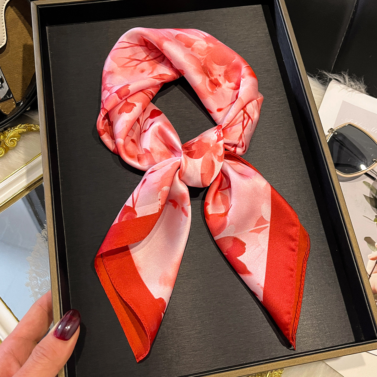 Luxury New Printed Scarves Wom - Luxury Bags China Wholesale recension och pris